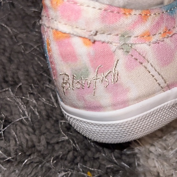 NWOT Tie Dye Blowfish Shoes 5.5 - Picture 5 of 5